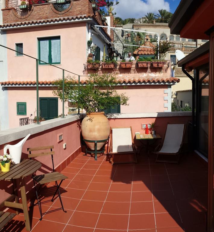 Il Gelsomino Taormina Center Daire Oda fotoğraf